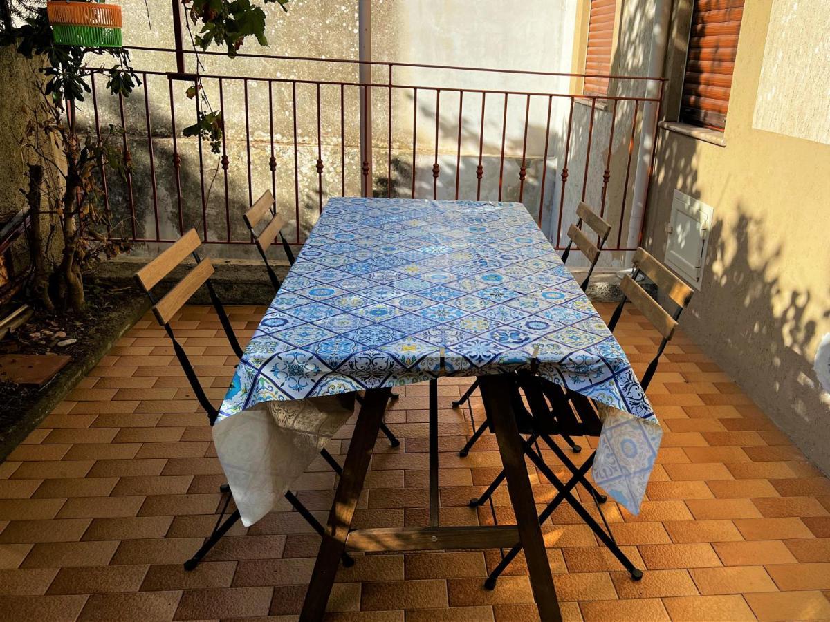 Apartmán Casa Grazia Santa Teresa Di Riva Exteriér fotografie