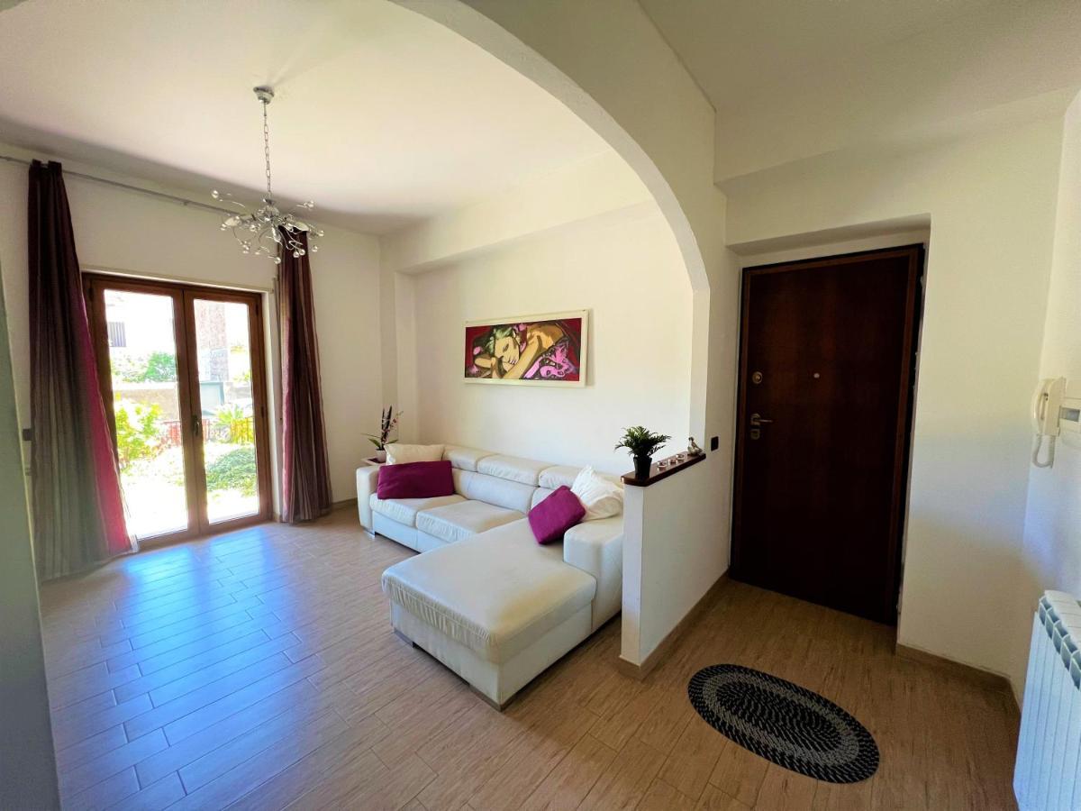 Apartmán Casa Grazia Santa Teresa Di Riva Exteriér fotografie